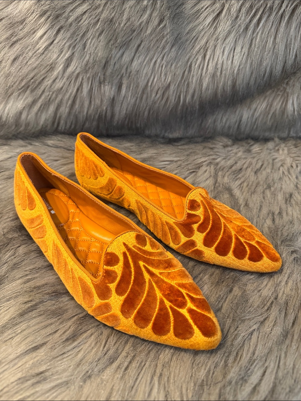 PRICE FIRM Birdies Velvet Pointed-Toe Flats in Mustard/Golden Orange Size 10 - Picture 10 of 10